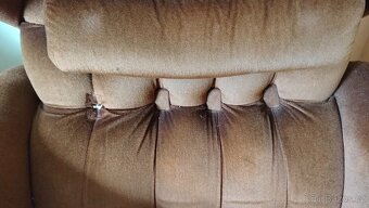 Staré televizní křeslo ušák - 2