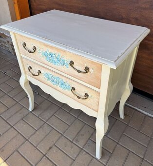 ručně malovaná komoda z masivu - 2