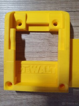 Držák na Aku Baterie. - 2