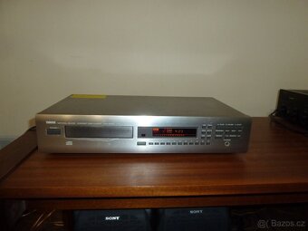 Nabízím CD přehrávač Yamaha CDX-530E. Plně funkční. Nejde o - 2