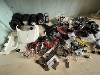 Mix dielov pre RC auta - 2