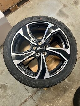 Litá kola DEZENT KB dark + zímní pneu 205/45/17 - 2