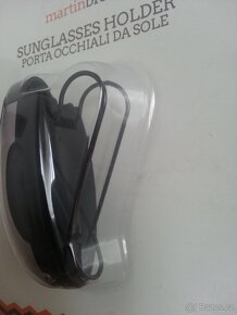 DRŽÁK SLUNEČNÍCH BRÝLÍ - 2