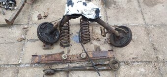 Zadní naprava široká škoda 125l - 2