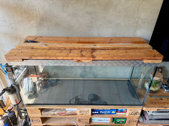 Profi zostava akvária 240l - 2