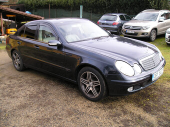 Mercedes-Benz E220 CDI (W211) 110 kW, automat - 2