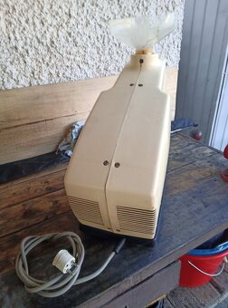 Mlýnek na kávu nagema - 2