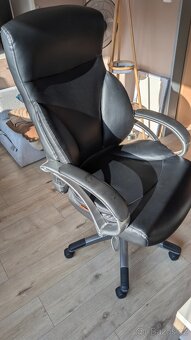 Křeslo na kolečkách - 2