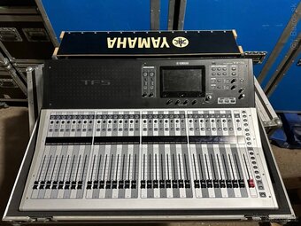Mixpult Yamaha TF5 - 2