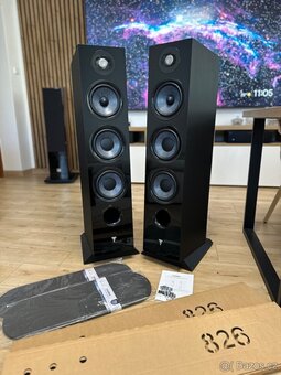 Focal Chora 826 - 2
