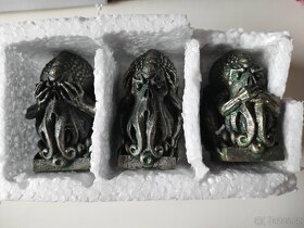 Nové Set tří figurek / těžítek Nemesis now Cthulhu - 2
