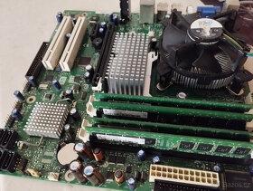 LGA 775 deska - Intel DG33BU + 4 GB DDR2 + CPU - 2