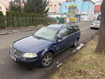 VW Passat - 2