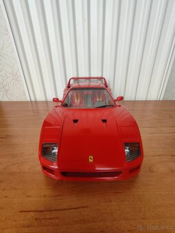 Bburago 1/18 - 2