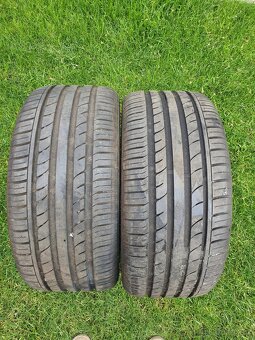 245/35 r19 - 2