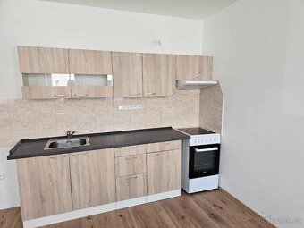 Pronájem bytu 1+kk, 36 m2 Chlumec nad Cidlinou - 2