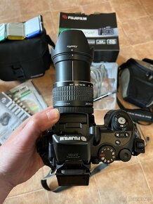 Digit. fotoaparát FUJIFILM FinePix S 9500 s příslušenstvím - 2