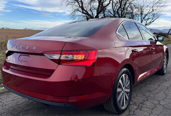 ŠKODA Superb 1.5 Tsi 110Kw DSG r.v 2022 naj 45tkm - 2