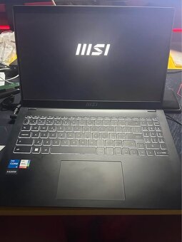 MSI Modern 15 B12M - 2