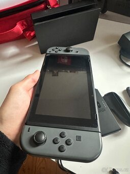 Nintendo switch TOP STAV + POKEMON příslušenství - 2
