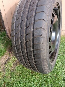 Prodám kolo s pneumatikou DUNLOP. - 2