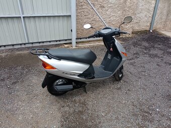 Honda lead 100 CZ doklady v ceně - 2