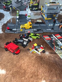 Lego Racers 8186 Street Extreme (Extrémní závod), auta - 2