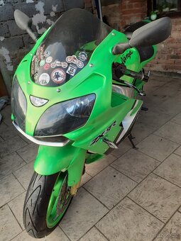 Kawasaki zx9r - 2