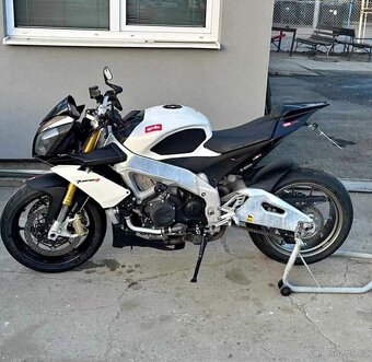 Aprilia Tuono v4r - 2