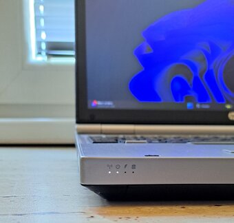 HP EliteBook 8570p/ Core i7 / 8GB / SSD 240GB/ WIN 11 PRO - 2