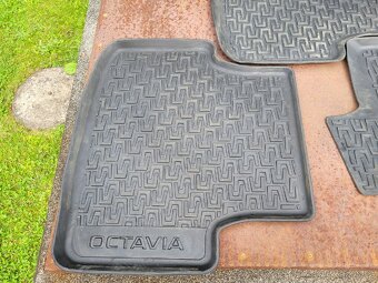 Koberečky Octavia III - 2
