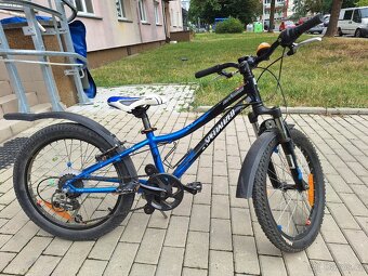 Dětské kolo Specialized Hotrock 20" vybavené - 2