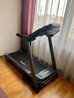 Běhací pás Housefit Spiro i20 run - 2