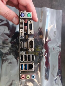 Základní deska mini-ITX ASUS AM1I-A pro platformu AMD AM1 - 2