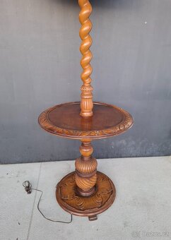 Starožitná lampa se stolkem - 2