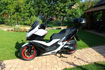 Kymco Xciting400i ABS limitovaná edice - 2