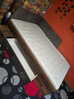 Postel 2000x1200mm včetně spodních šuplíků - 2
