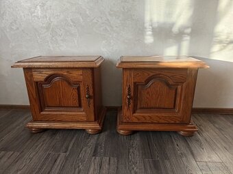 Skřín, komoda, noční stolky - 2