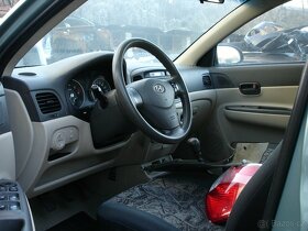 Hyundai Accent - 2
