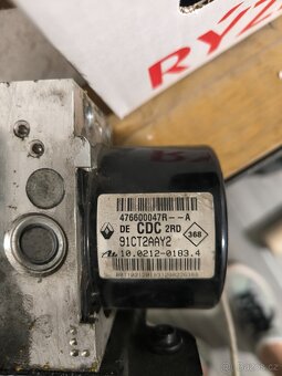 ABS jednotka Renault laguna III - 2
