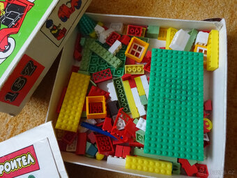 Retro stavebnice STROJITEL - 2