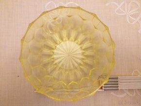 Plastová retro miska - 2