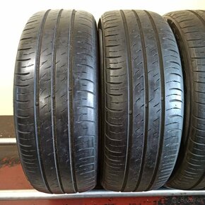 Kumho 185/60 R15 84H 2x4-4,5mm; 2x3,5-4mm - 2