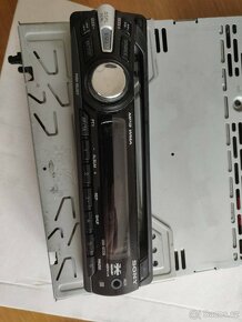SONY - CDX-GT230 - Prodáno - 2
