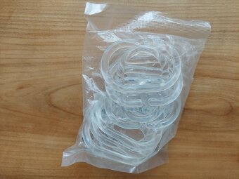 12x nové kroužky, háčky IKEA na koupelnový závěs - SLEVA - 2