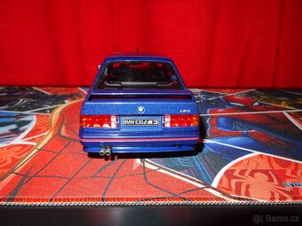 BMW E30 1:18 - 2