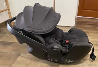 Autosedačka Britax Römer Baby safe 5Z2+základna Flex base 5Z - 2