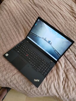 Lenovo Thinkpad T15 gen1 - 2