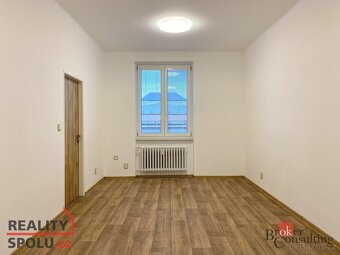 Pronájem, byty/1+1, 40 m2, Zámecký okruh 994/11, Předměstí, - 2