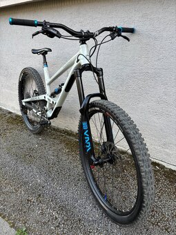 commencal clash - 2